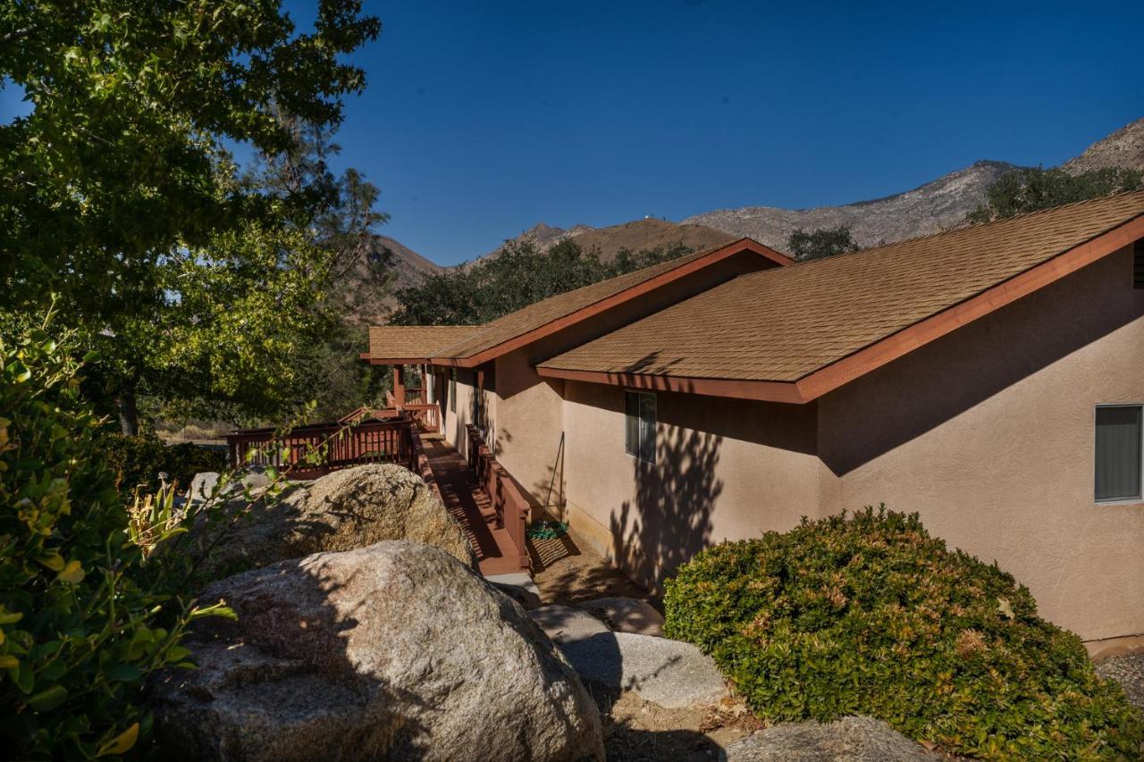 Lazy Squirrel - Cozy Family House With Full Game Room Kernville Luaran gambar