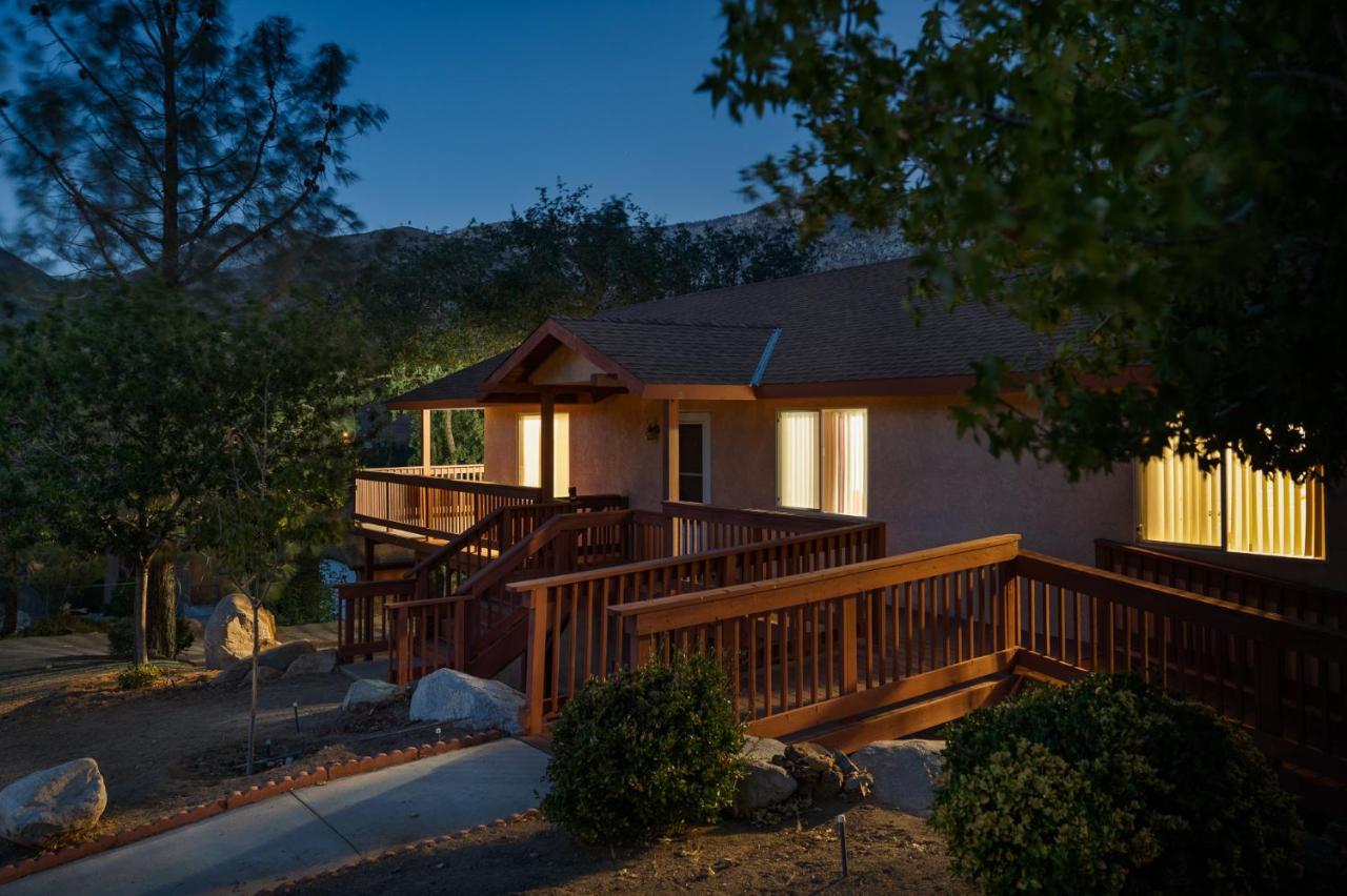 Lazy Squirrel - Cozy Family House With Full Game Room Kernville Luaran gambar